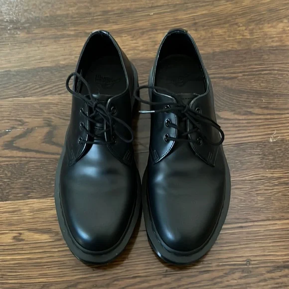 Dr. Martens ブラック 靴 US 7 Doc Dr. Martens 3-Eye Oxford Shoes Black Lug Sole Leather Sz